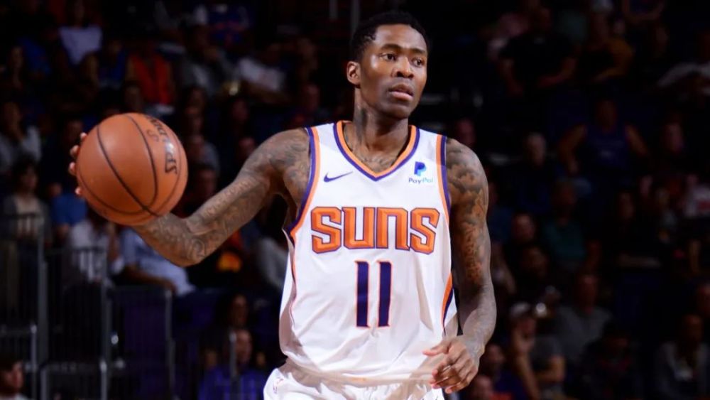  欧文华丽运球穿云，独行侠客场击败掘金队