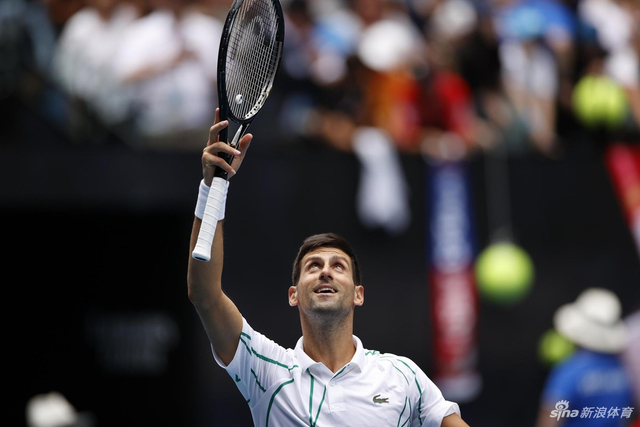  德约科维奇直落三盘横扫对手强势夺冠