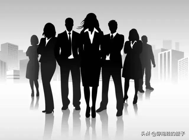 更衣室团结如一人,团队精神铸就钢铁之师