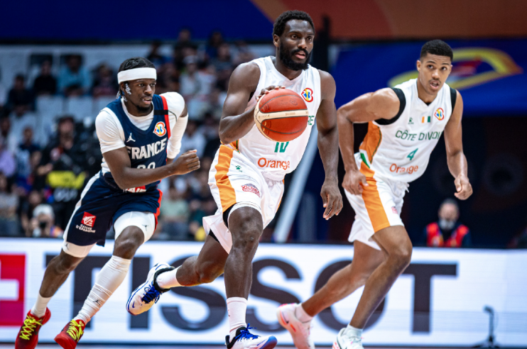  贾巴尔非洲之光，温布尔登半决赛创造历史