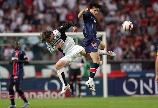 马德里竞技顽强逼平领头羊,展现铁血精神