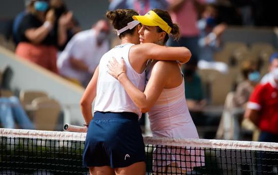  法网青少年组黑马突围，本土小将首夺桂冠