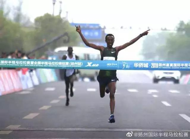  弗格尼尼马拉松大战制胜，德尔雷海滩站称雄